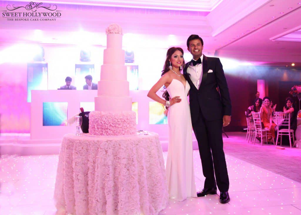 Pretty-In-Pink-luxury-Wedding-Cakes